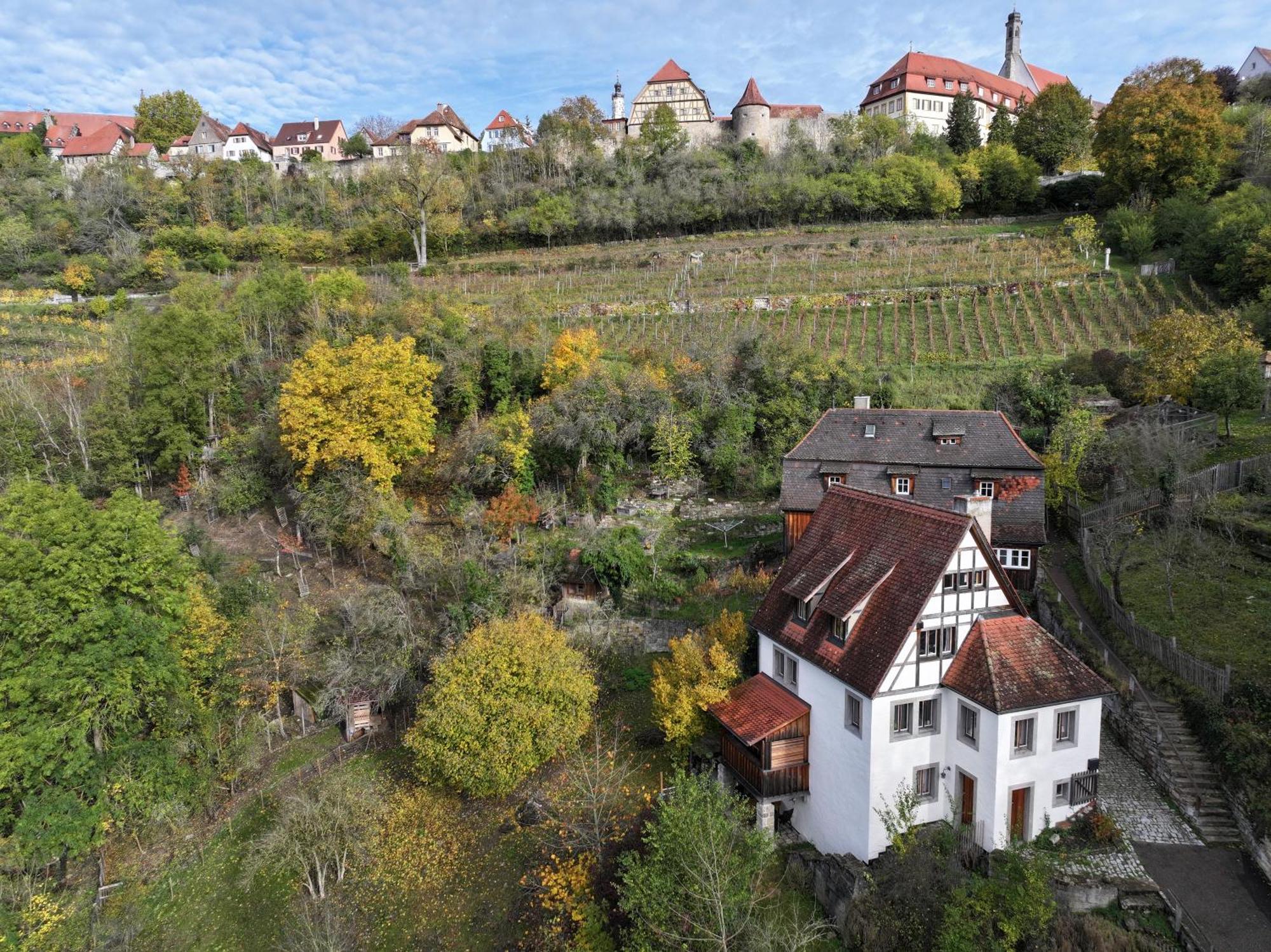 Ferienhaus Kobolzeller Schloesschen A.D.Weinsteige Rothenburg ob der Tauber Exterior foto